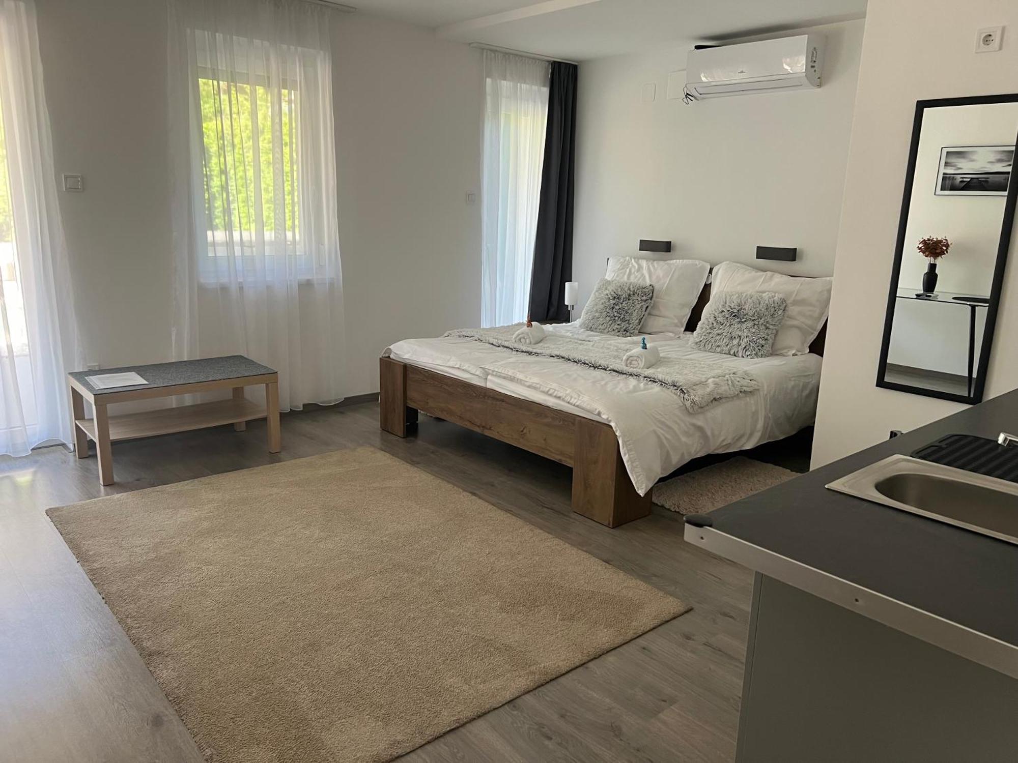 Sophia Apartman Goedoello Exteriér fotografie
